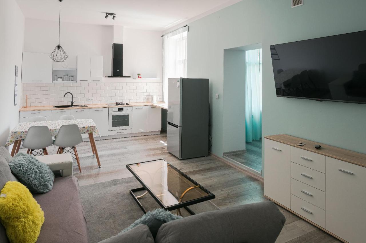 우스트르치키 돌네 Apartament Mietowy 아파트 외부 사진